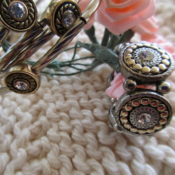 Silver and Gold Tone Bracelet and Stretch Ring SET - Picture 12 of 12